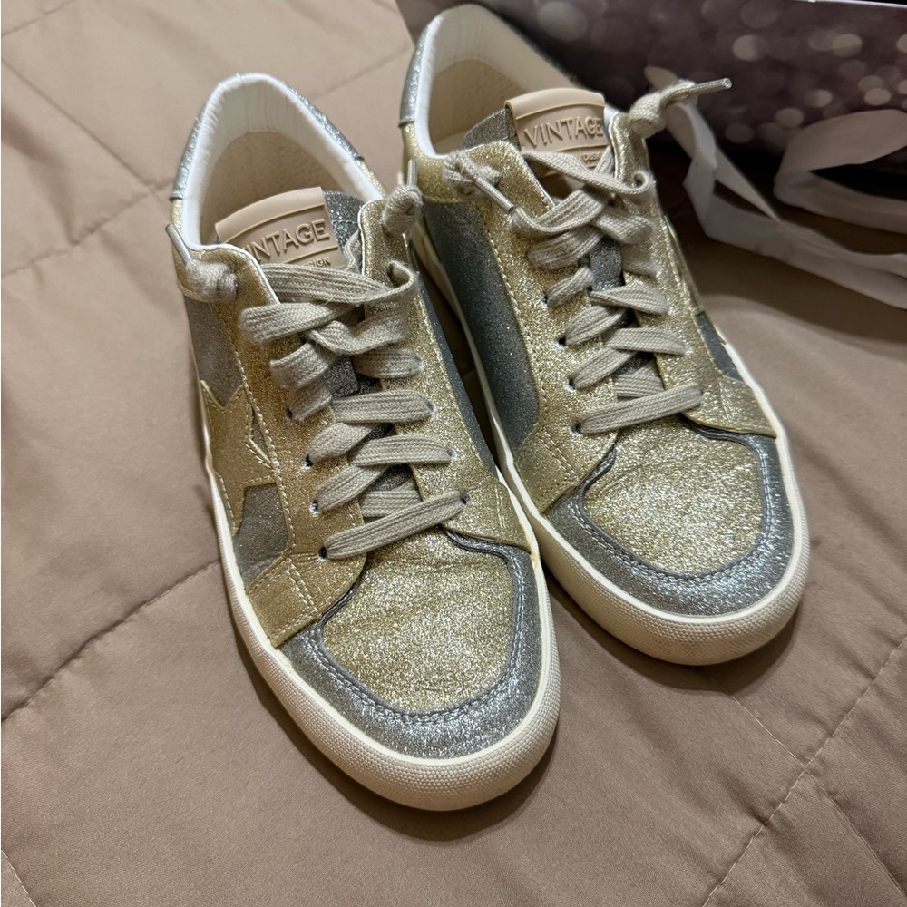 Vintage Havana Women's Glitter Sneakers - Gold and Silver